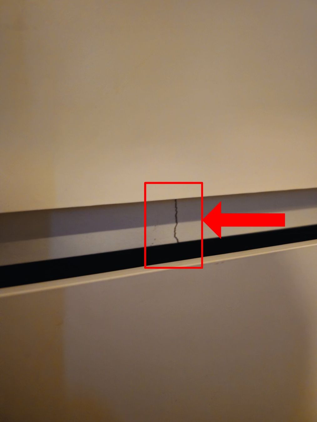 Ikea Cassettiere: IKEA MALM KOMMODE MIT 6 SCHUBLADEN – Usato da St. Gallen venduto da Cat_s 2