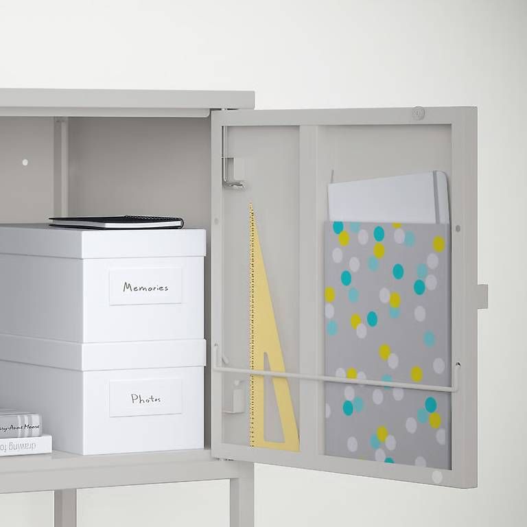 Armadi: IKEA LIXHULT Schrankkombination  grau  – Usato da Andwil TG venduto da fabidia 4