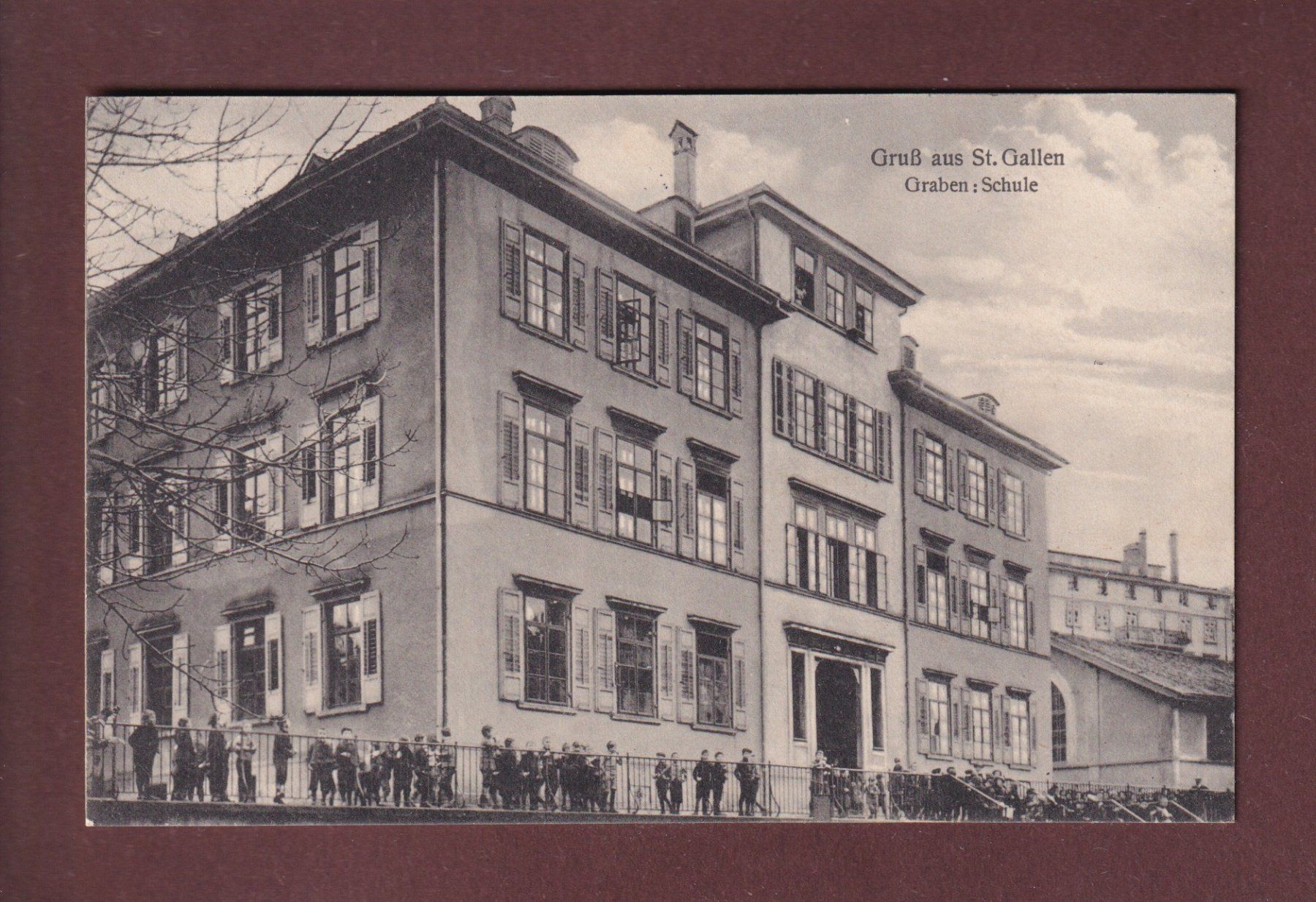 Cartoline postali: ST. GALLEN - Graben - Schule - 1917 – Usato da Pully venduto da nicecards