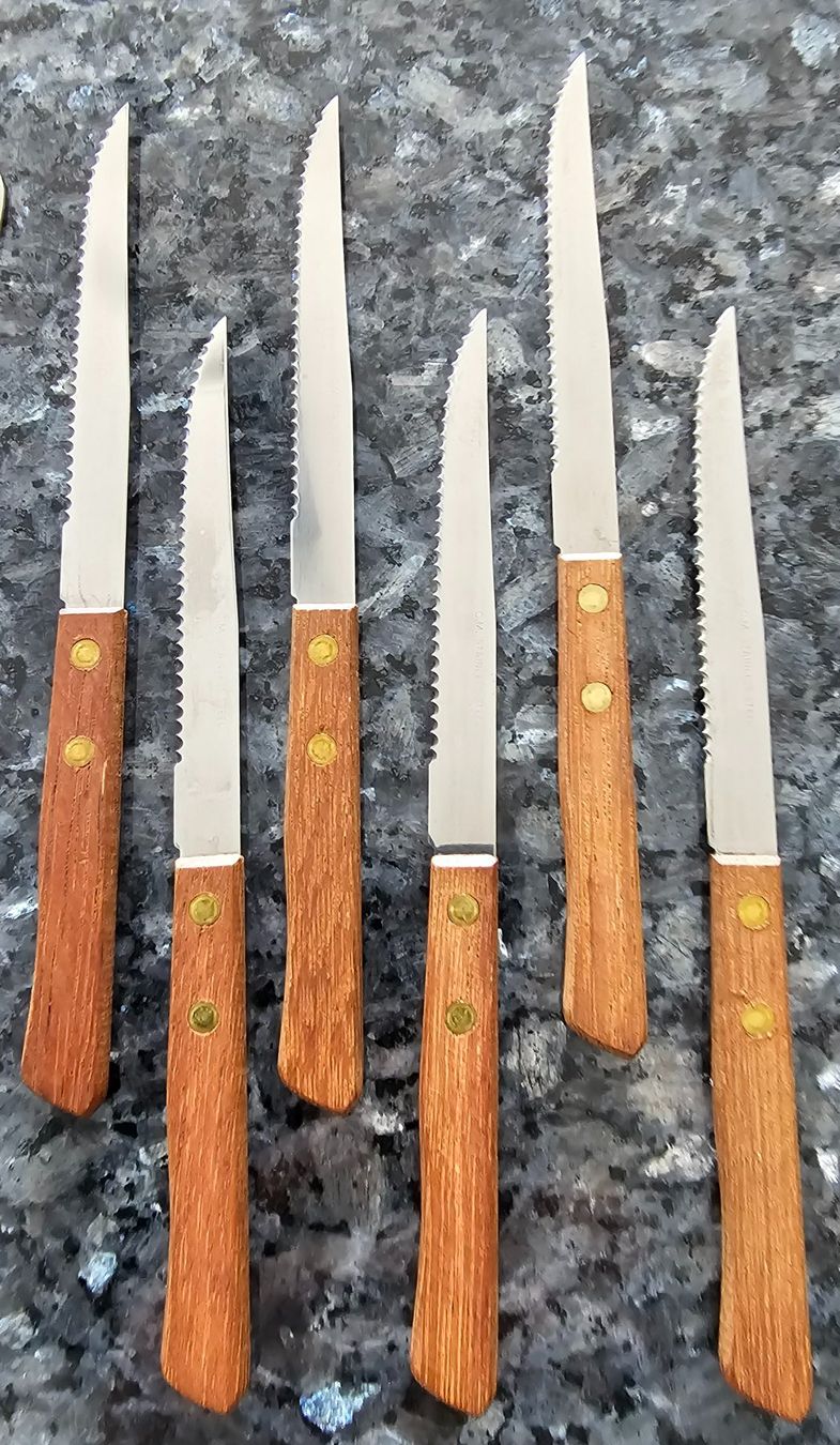 Set di posate: Besteck-Set Gabeln, Messer – Nuovo (secondo la descrizione) da Oetwil a.d. Limmat venduto da grisilisi 2