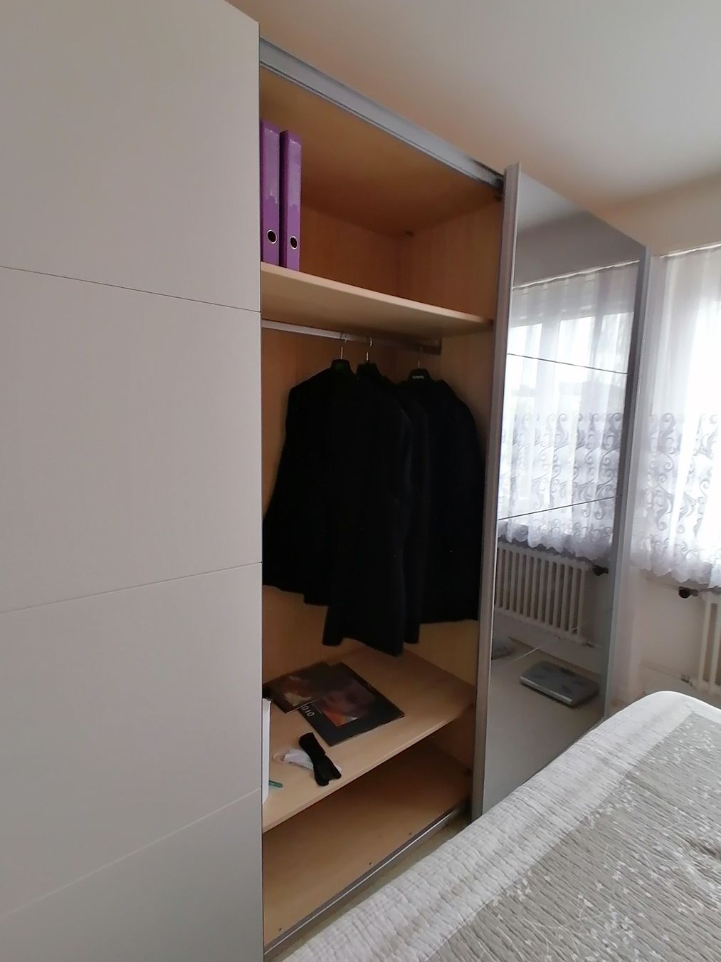 Letti: Schlafzimmer mit Elektro Bett – Usato da Unterengstringen venduto da per_5fxw 6
