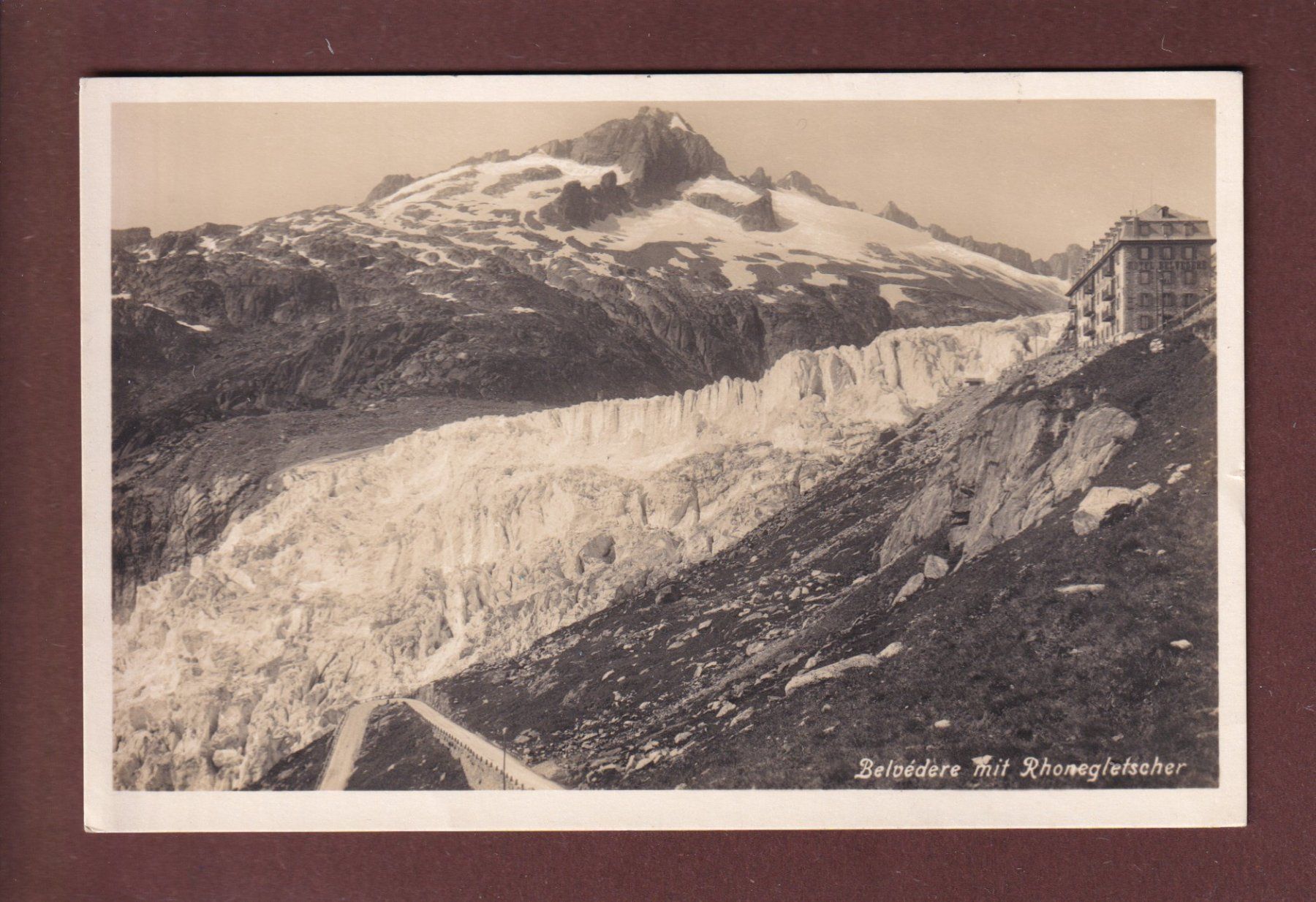 Cartoline postali: RHONEGLETSCHER - Hotel Belvédère – Usato da Pully venduto da nicecards