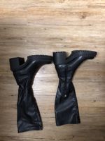 Zara Stiefel aus schwarzem Kunstleder, Grösse 37, Damen