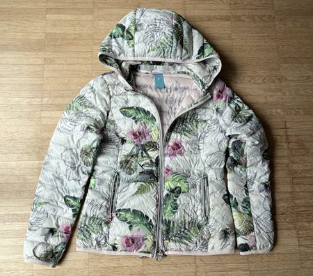 Daunenjacke Gr. M, sehr leicht