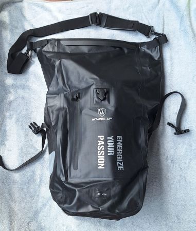 WHEEL UP wasserdichter Fahrradrucksack schwarz neu