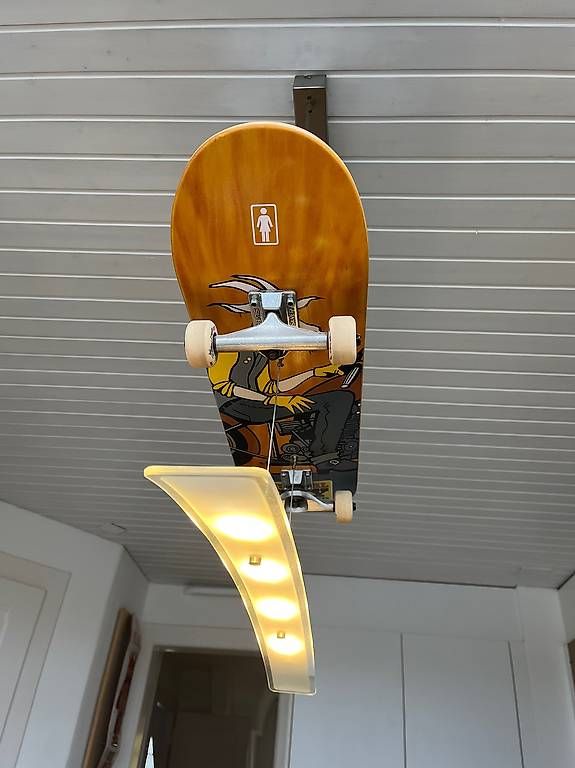 Skateboards: Coole Skateboardlampe! – Usato da Bern venduto da lukas.hartmann 1