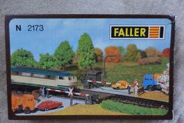 1 Bausatz Beschrankter Bahnübergang von Faller Spur N