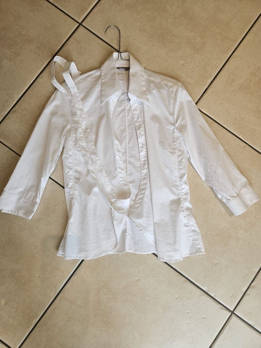 Camicette: Bluse, Hemd – Usato da aarau venduto da A.Naef