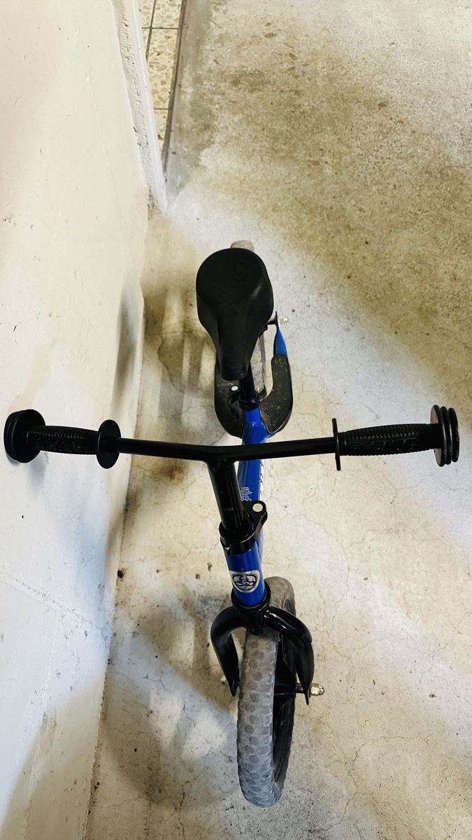 Fahrzeuge für Kinder: Strider Balance Bike Blue Used – Gebraucht aus Uitikon Waldegg von tdgg 1