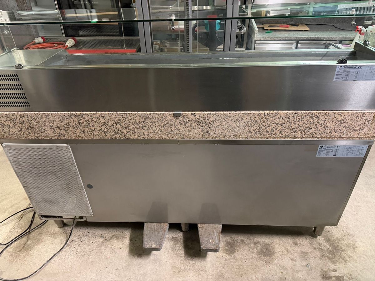 Elettrodomestici da cucina: Pizzakühltisch/ Kühltisch – Usato da Rupperswil venduto da pimi88 3