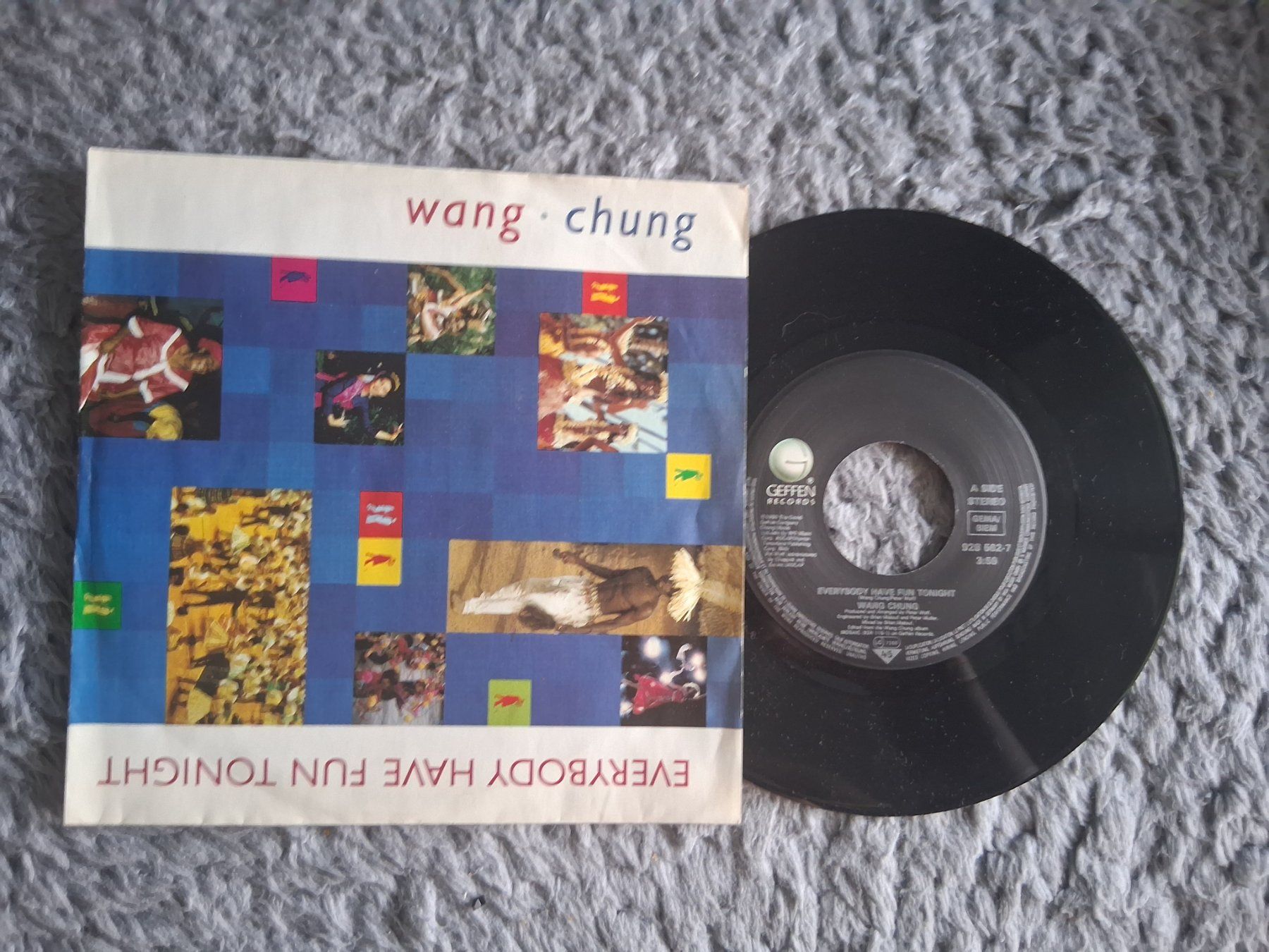 Dischi in vinile: WANG CHUNG        EVERYBODY HAVE FUN TONIGHT     7NER SINGLE – Usato da Wetzikon ZH venduto da Ramones01