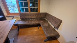 Eckbank in dunkel Braun