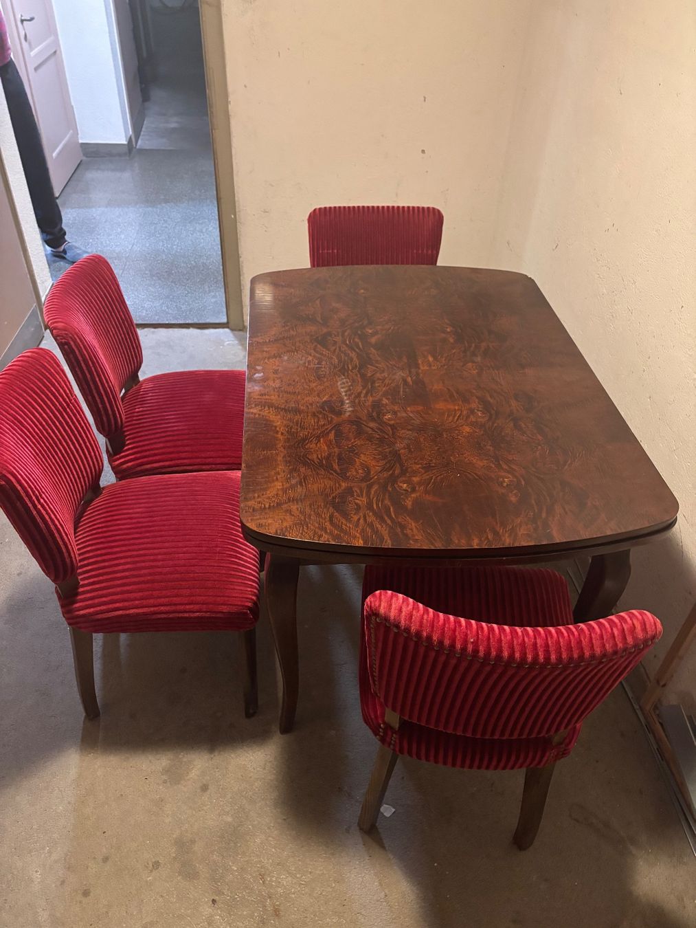 Stühle: 4 Stuhl – Gebraucht aus Bern von Iuliia_novova