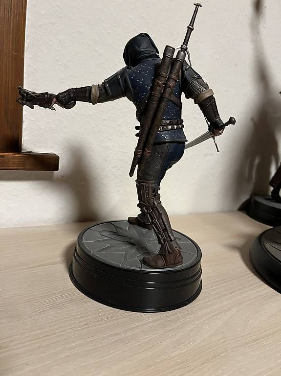 Statuette: GERALT CAT - DARK HORSE - WITCHER 3 – Usato da Blonay venduto da rou_vr7k 2