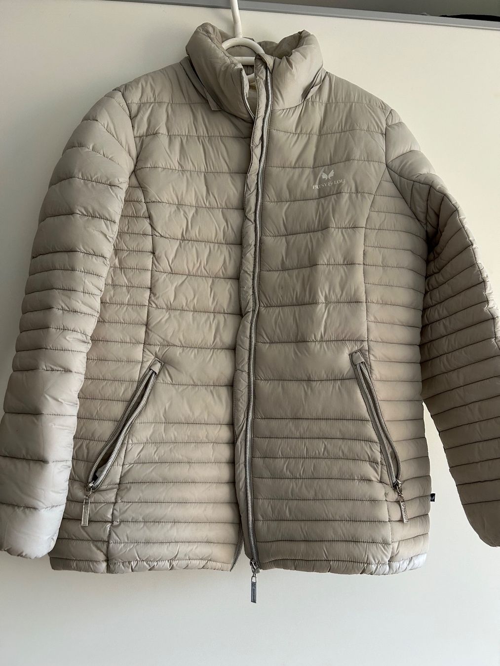 Jacken: Patsy & Lou Steppjacke beige Grösse 38 gebrauchter Zustand – Gebraucht aus St. Gallen von dec_2jy6