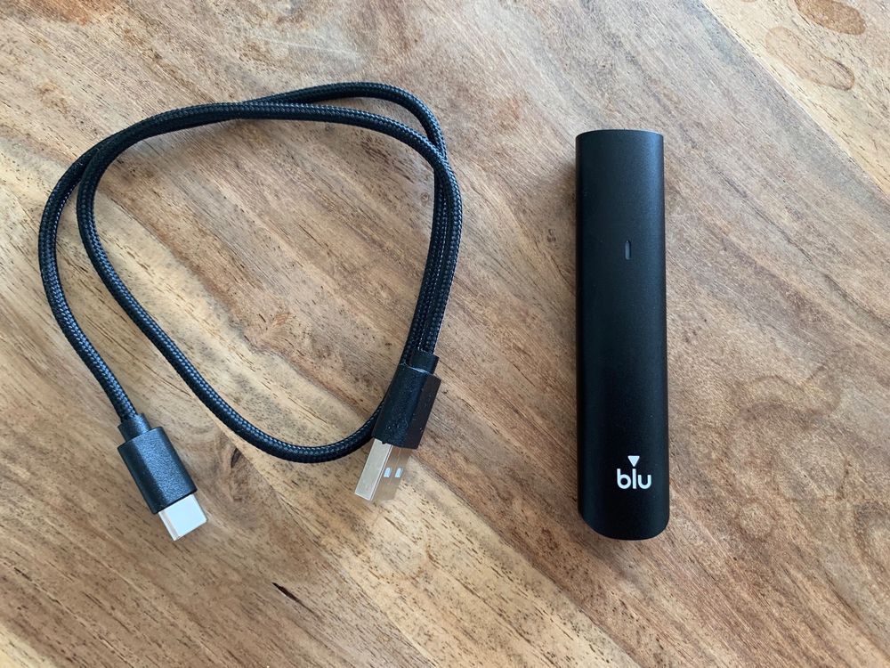 Blu 2.0 EZigarette / Vape + Ladekabel, wie neu Kaufen auf Ricardo