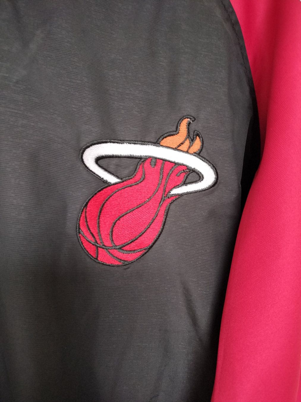 Adidas Giacche: NBA Miami Heat Jacke / Gr. L – Usato da Bern venduto da SportsMemos 2