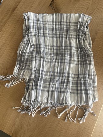 Sommer Schal mit Karomuster, grau-weiss, Top Zustand! 50