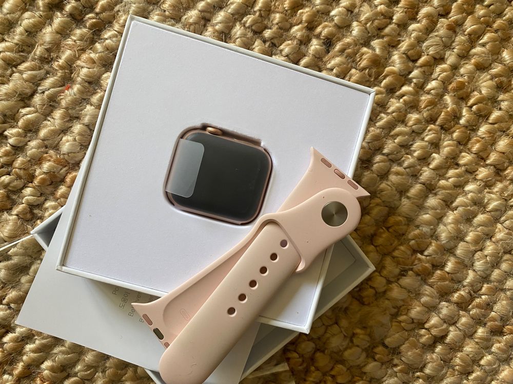 Apple watch SE Rose gold Comprare su Ricardo