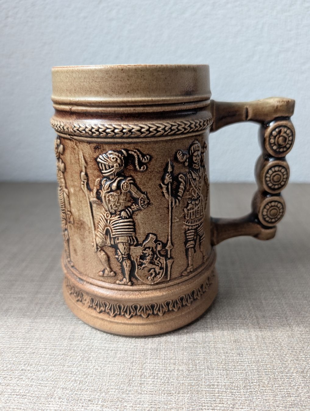 Bicchieri: Bierkrug  Rittermotiv – Nuovo (secondo la descrizione) da Bern venduto da ari_66yc