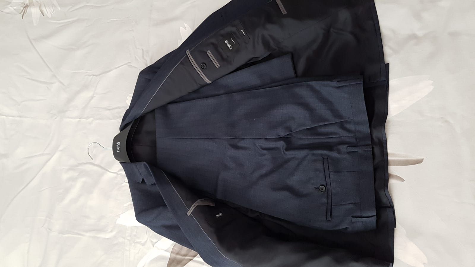 Hugo Boss Completi: Herrenanzug Hugo Boss Gr.46 neu. – Nuovo e nell'imballaggio originale da Zürich venduto da ata_c8nh 3