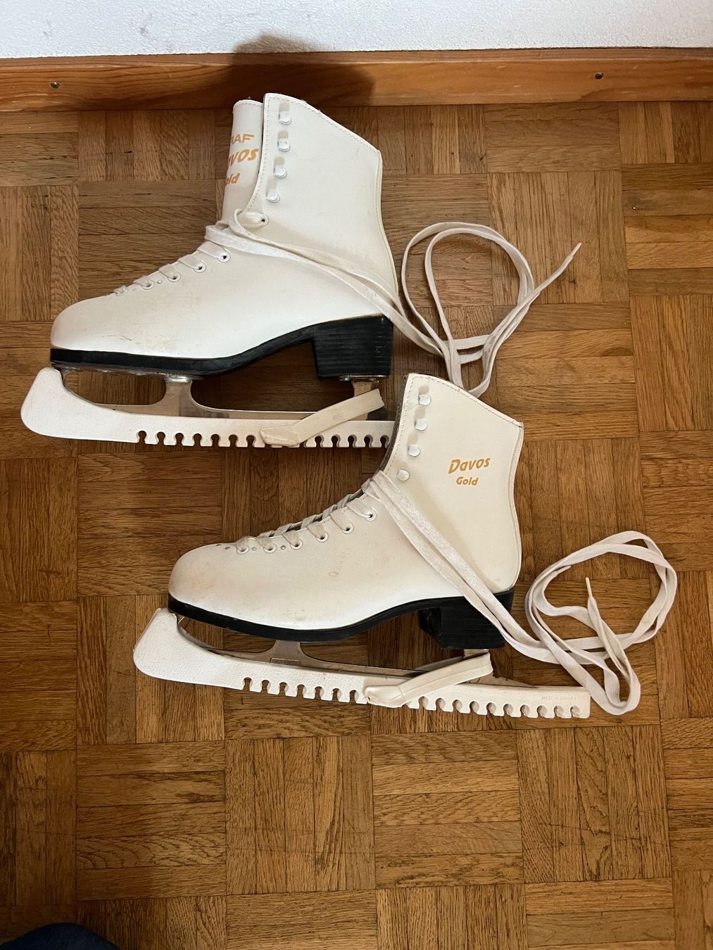 Pattini da ghiaccio: Schlittschuhe Davos Gold – Usato da Luzern venduto da HeikeHasi 1