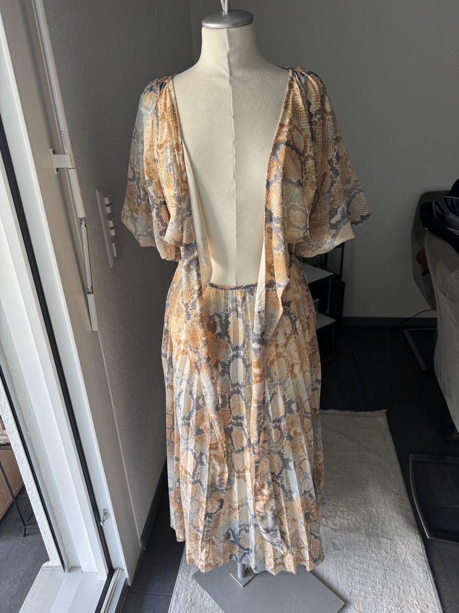 Asos Vestiti: Sommerliches Midikleid im Schlangenmuster Gr. 38 – Nuovo (secondo la descrizione) da Olten venduto da bir_k96n 3