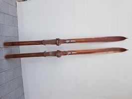 Alte Holzskis Renn Ski Antik Show Vintage Kandahar Bindung