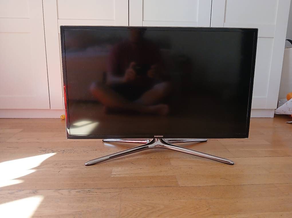 Televisori: Samsung Smart Fernseher 80cm – Usato da Bern venduto da red_2ckn