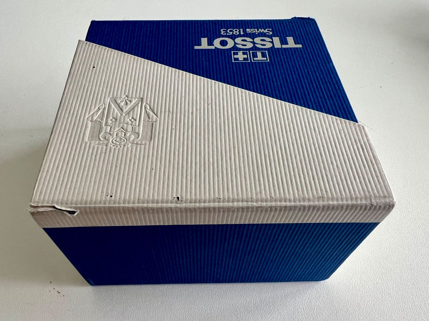 Tissot Uhren: TISSOT set of two watch boxes with empty interior – Gebraucht aus Mont-sur-Lausanne von vmi_ym5l 4