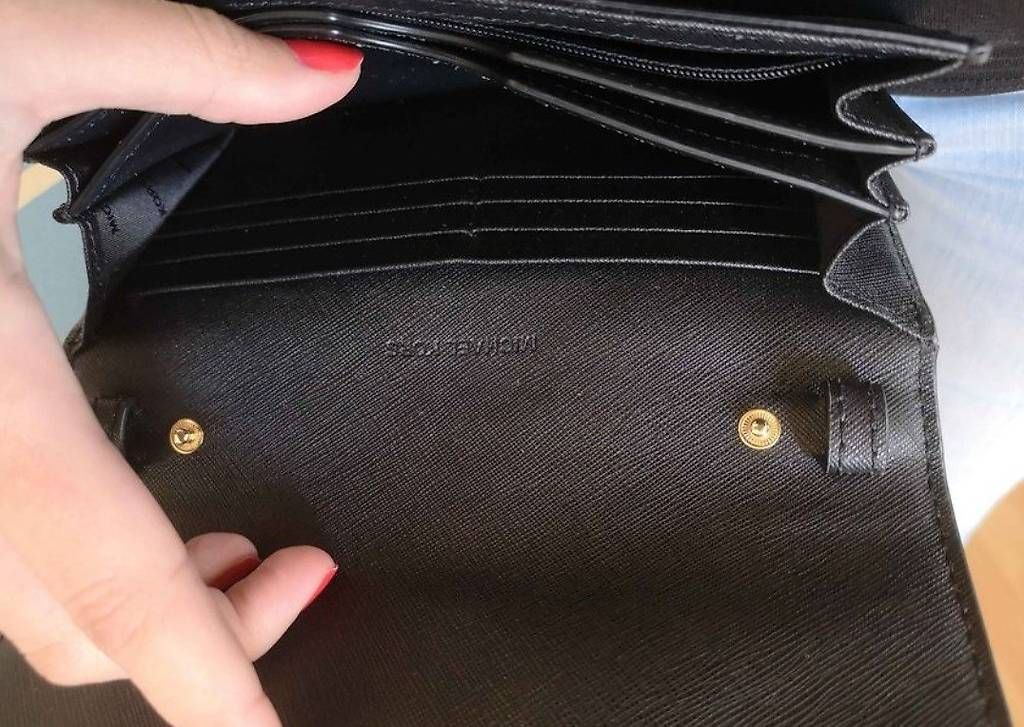 Taschen für Damen: Clutch / Handtasche Michael Kors – Gebraucht aus Oberlunkhofen von Barbara.Hagenbuch 2
