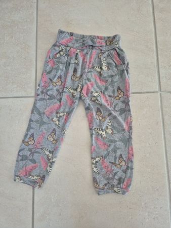 BabyGap leichte Hose Gr. 98, Schmetterlinge