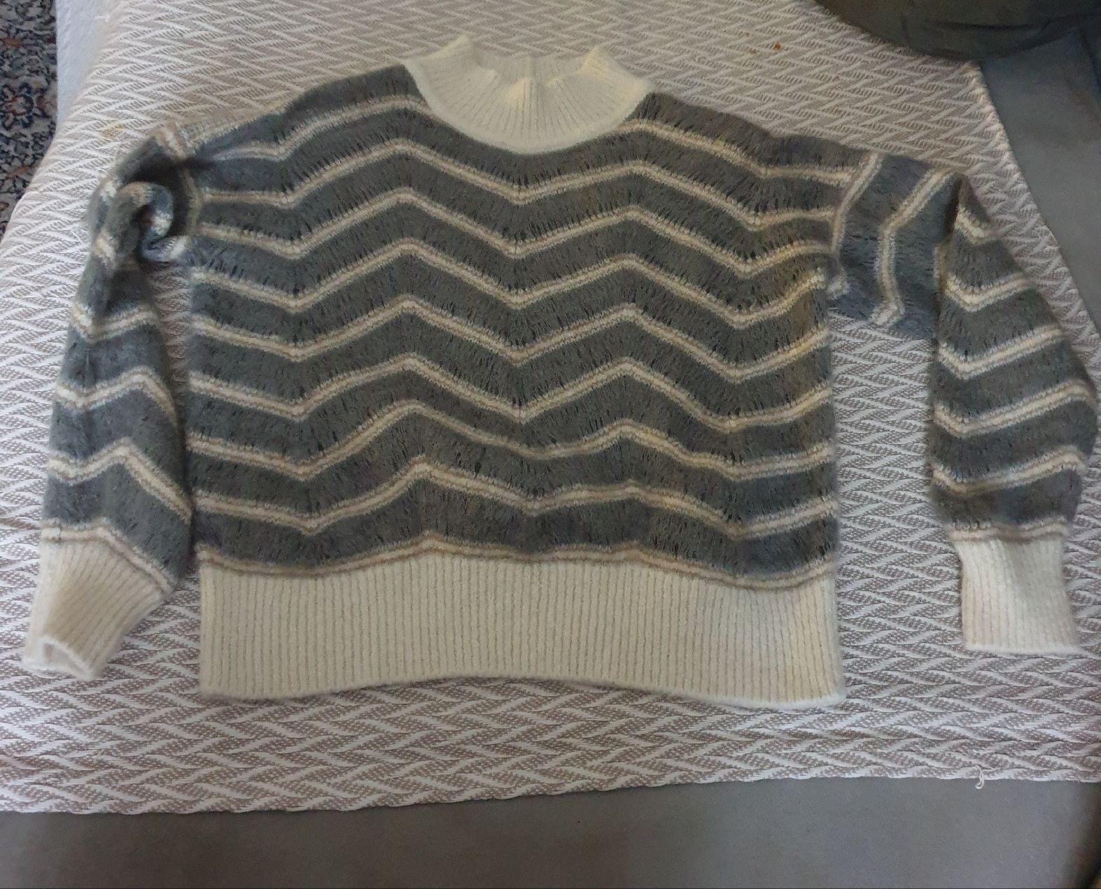 Maglioni & Felpe: schöner Pullover Gr. S – Nuovo (secondo la descrizione) da Frenkendorf venduto da Moon111