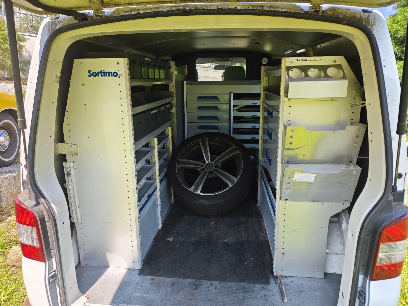 Alle Ersatzteile: VW T5 T6 Sortimo Regal Ausbau Transporter Sortimo – Gebraucht aus Aarau Rohr von Hometrix