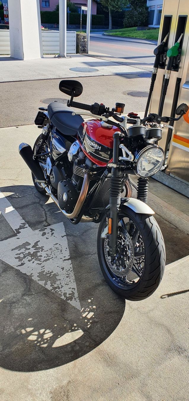 Triumph Altro: Triumph Speed Twin 1200 appena collaudata – Usato da Lumino venduto da mau_rw9n 1