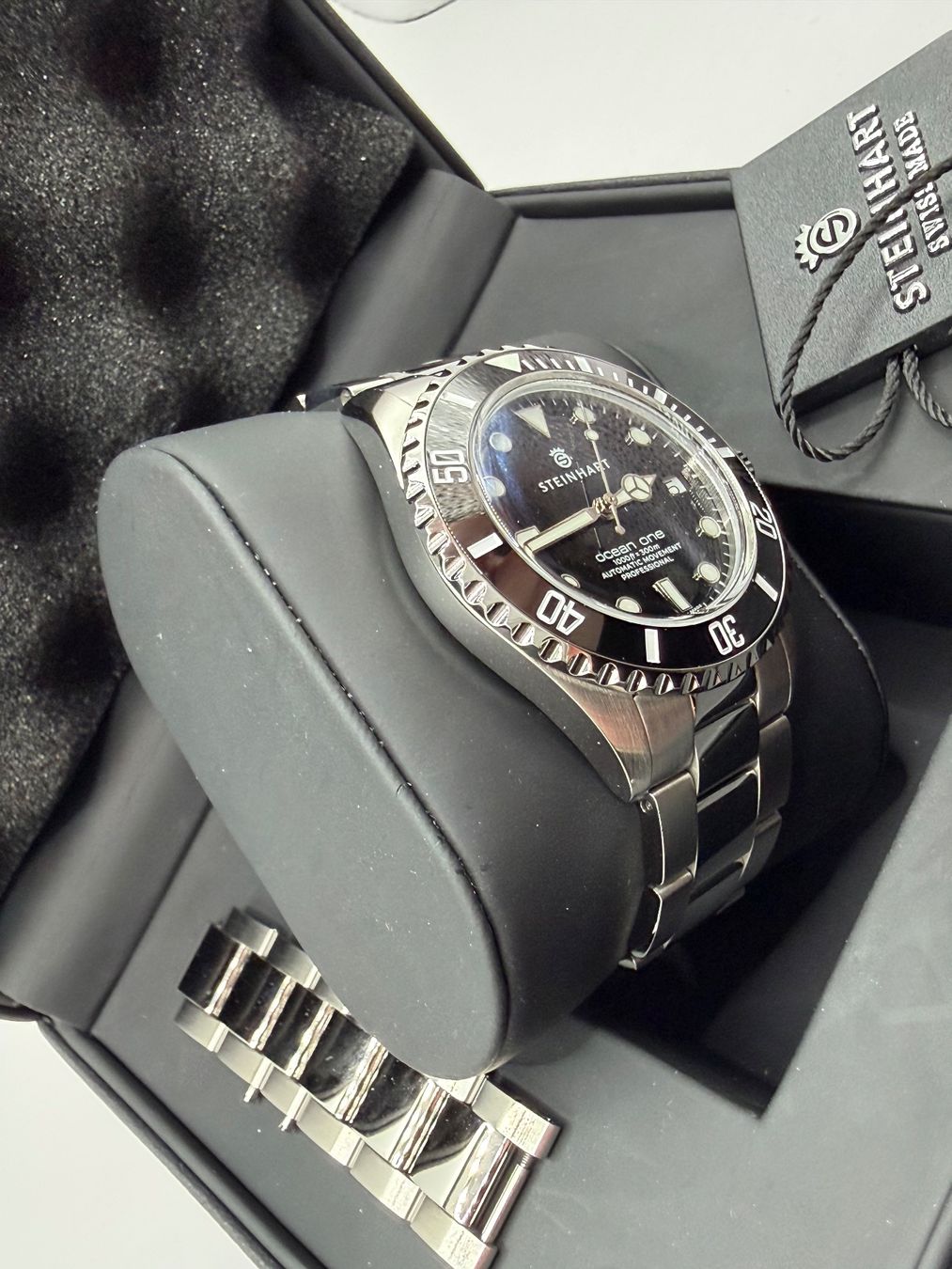 Steinhart Montres: Steinhart Ocean One 39 Nova - New – Neuf avec emballage d'origine à Genève par Rokemon 6