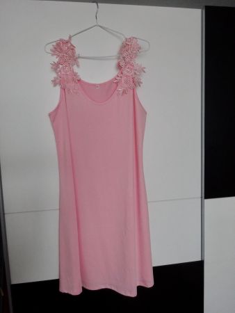 Wunderschönes Kleid. Grösse XL. ( 44 ) !