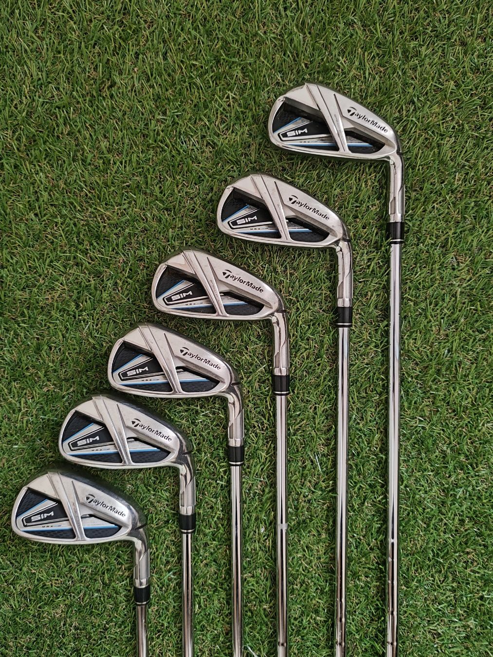 Taylor Made Clubs & Sets: TaylorMade SIM MAX Eisen 5-PW, Stahlschaft KBS MAX 85 Stiff – D'occasion à Uerikon par Chreggus_Golfshop