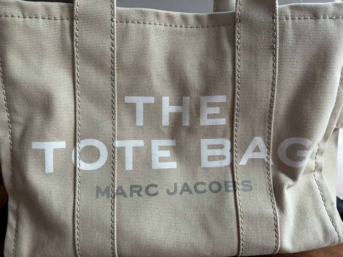Marc Jacobs Borse da donna: Marc Jacobs The Tote Bag, Medium – Nuovo (secondo la descrizione) da Zürich venduto da eli_wxz7 3