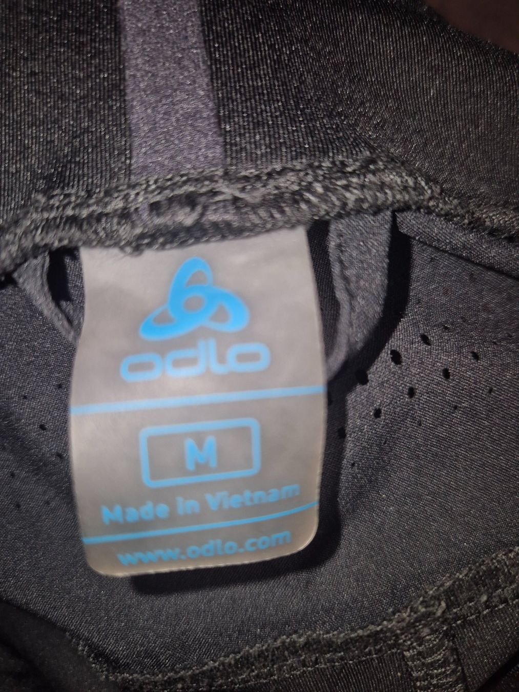Odlo Pantaloni: Odlo Laufhose M Winter/ Winddicht/ Jogginghose – Usato da Gossau SG venduto da deadfaabioo 2