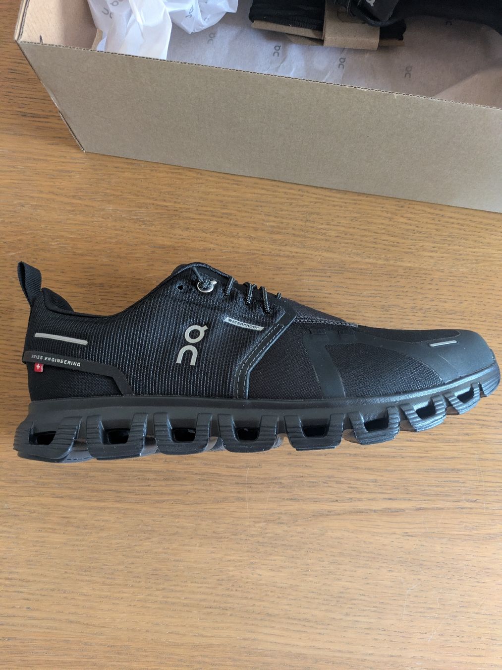 On Herrenschuhe: ON Cloud 6 WP Herrenschuh Schwarz EU 42neu mit Box – Neu und originalverpackt aus Bettenhausen von Fessler89 1