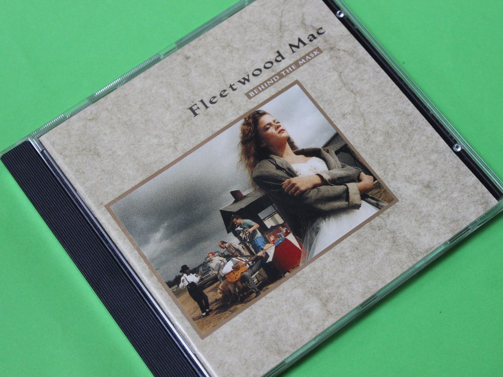 CD: FLEETWOOD MAC - BEHIND THE MASK CD 1990 – Usato da Tübach venduto da JamesStone