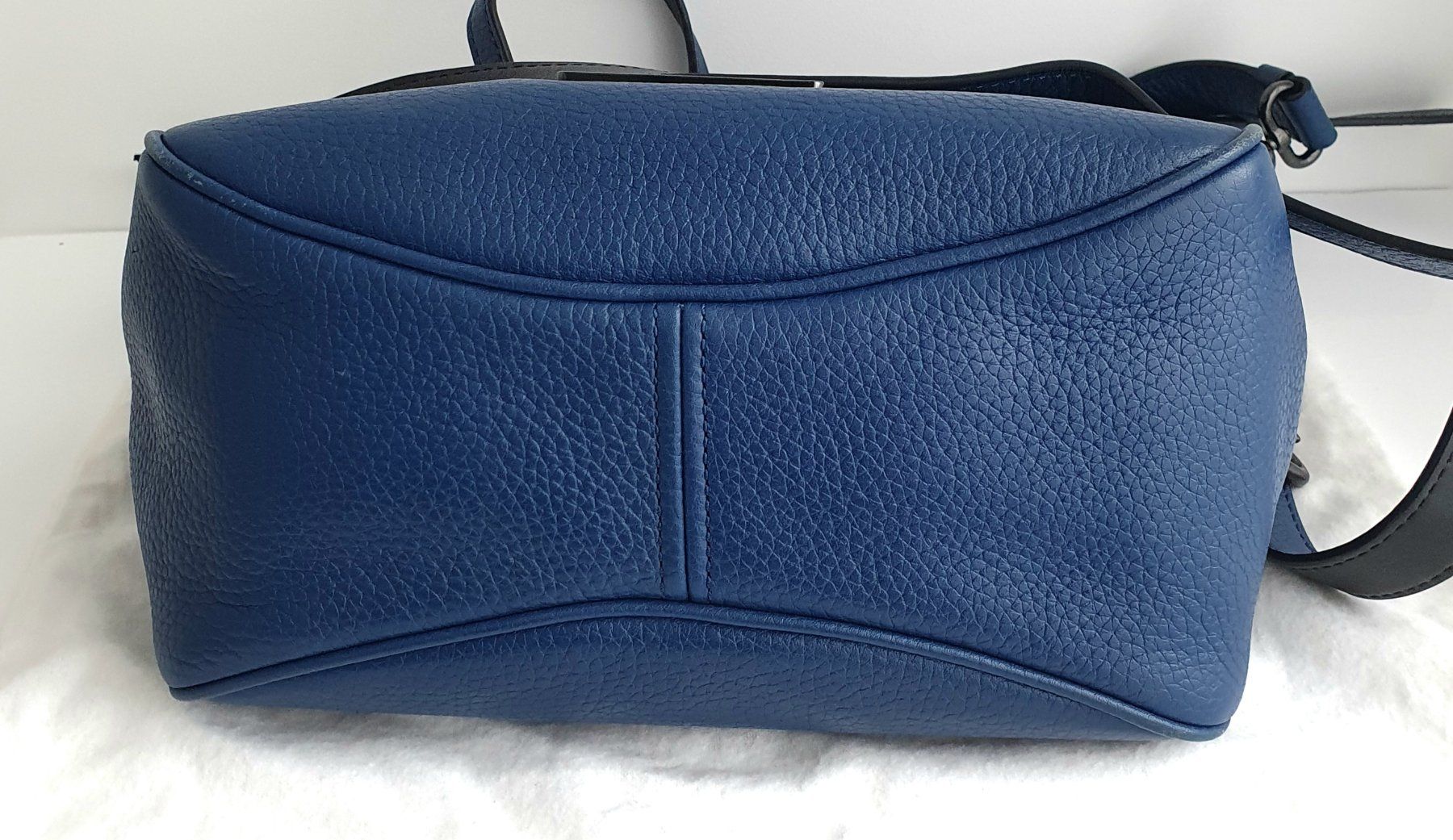 Marc Jacobs Borse da donna: Marc Jacobs Henkel/Umhängetasche Medium Soft Leder Blau – Usato da Niederteufen venduto da Mira_72 3