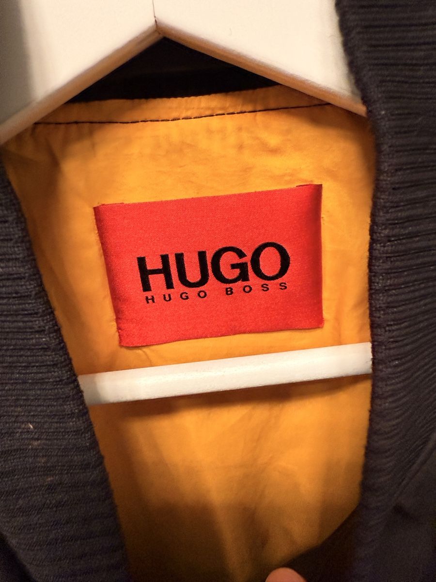Hugo Boss Vestes: Hugo Boss Bomberjacke – D'occasion à Näfels par sellmemoric 2