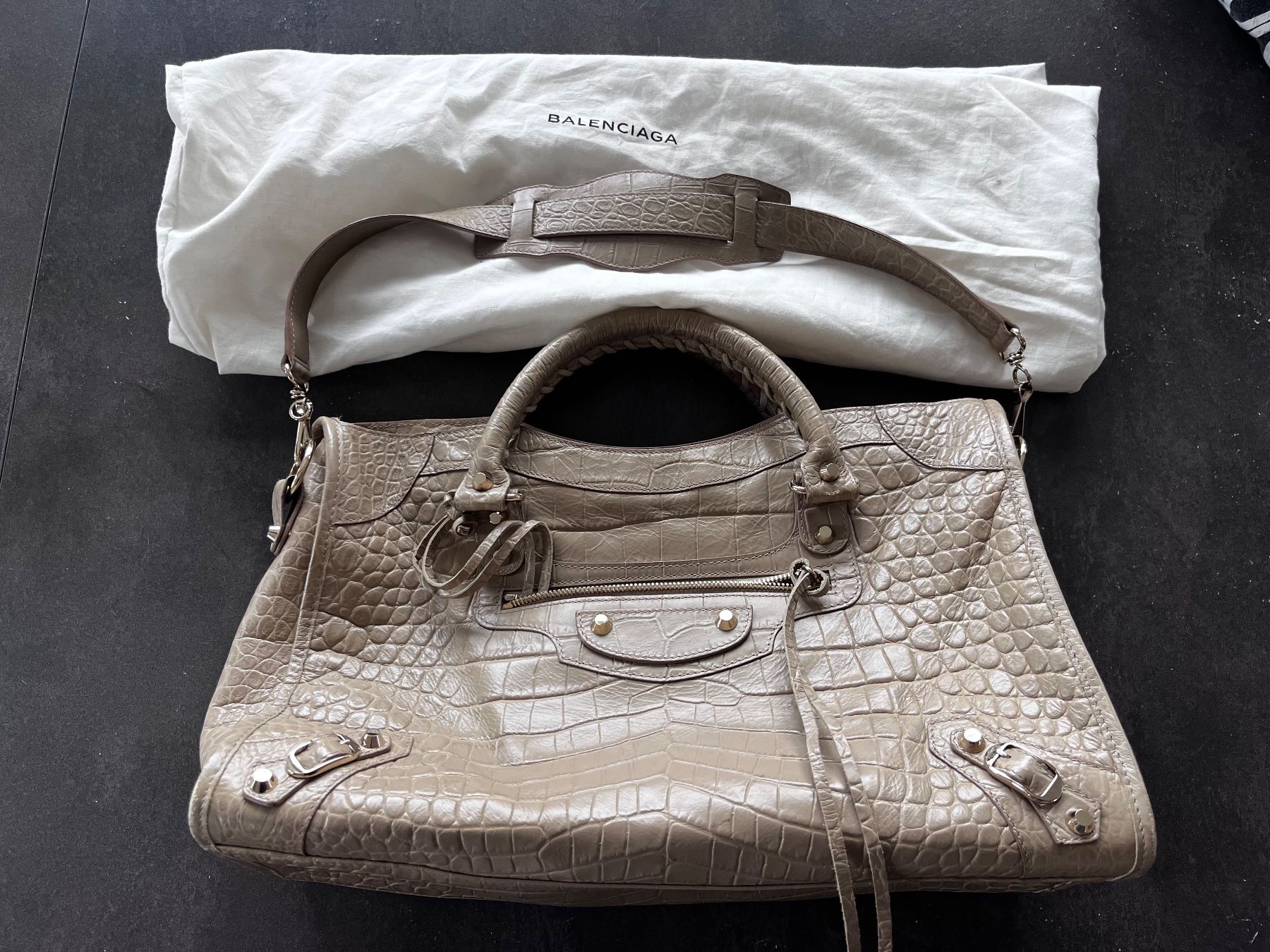 Balenciaga Borse: Balenciaga city bag medium – Usato da Wilen b. Wil venduto da Draley