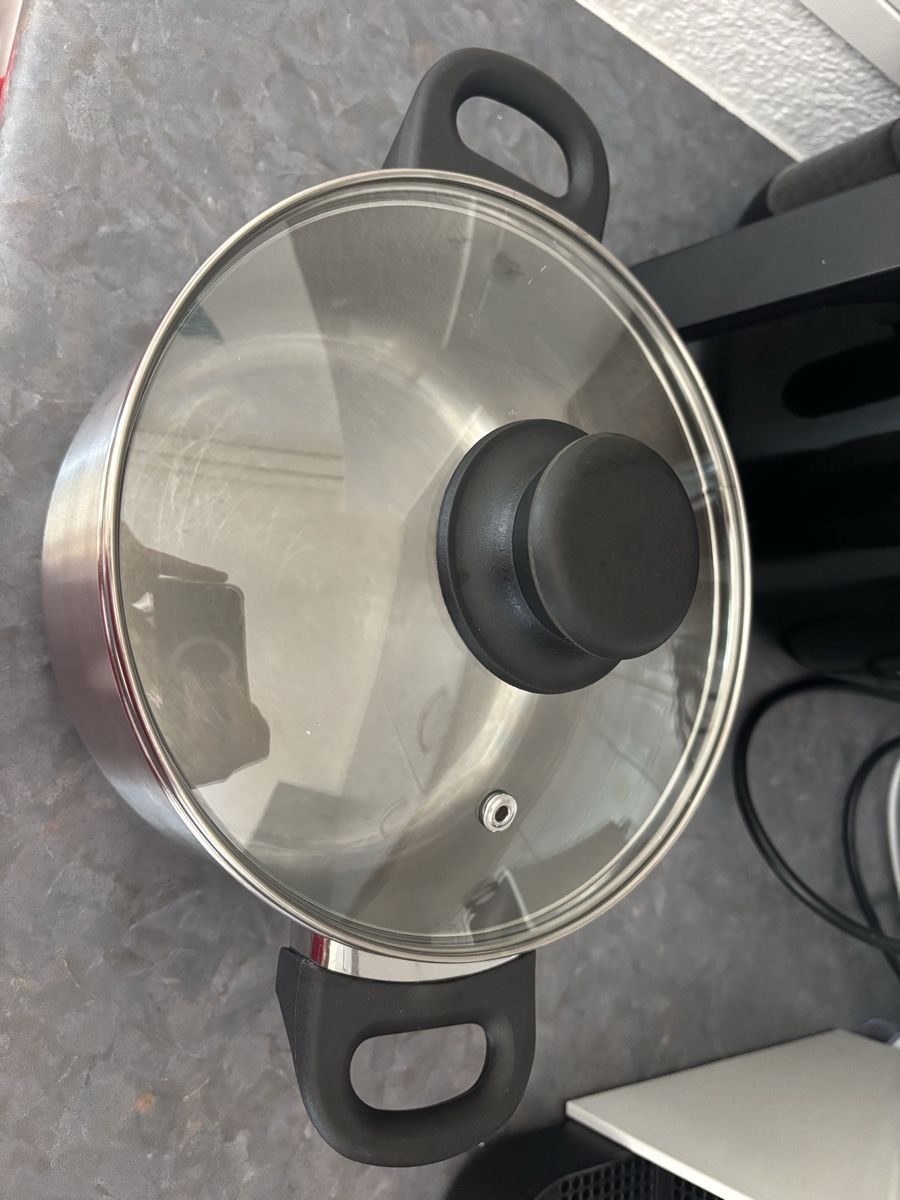 Ikea Pentole: Pot with lid – Usato da Zürich venduto da beg_c6l2 2