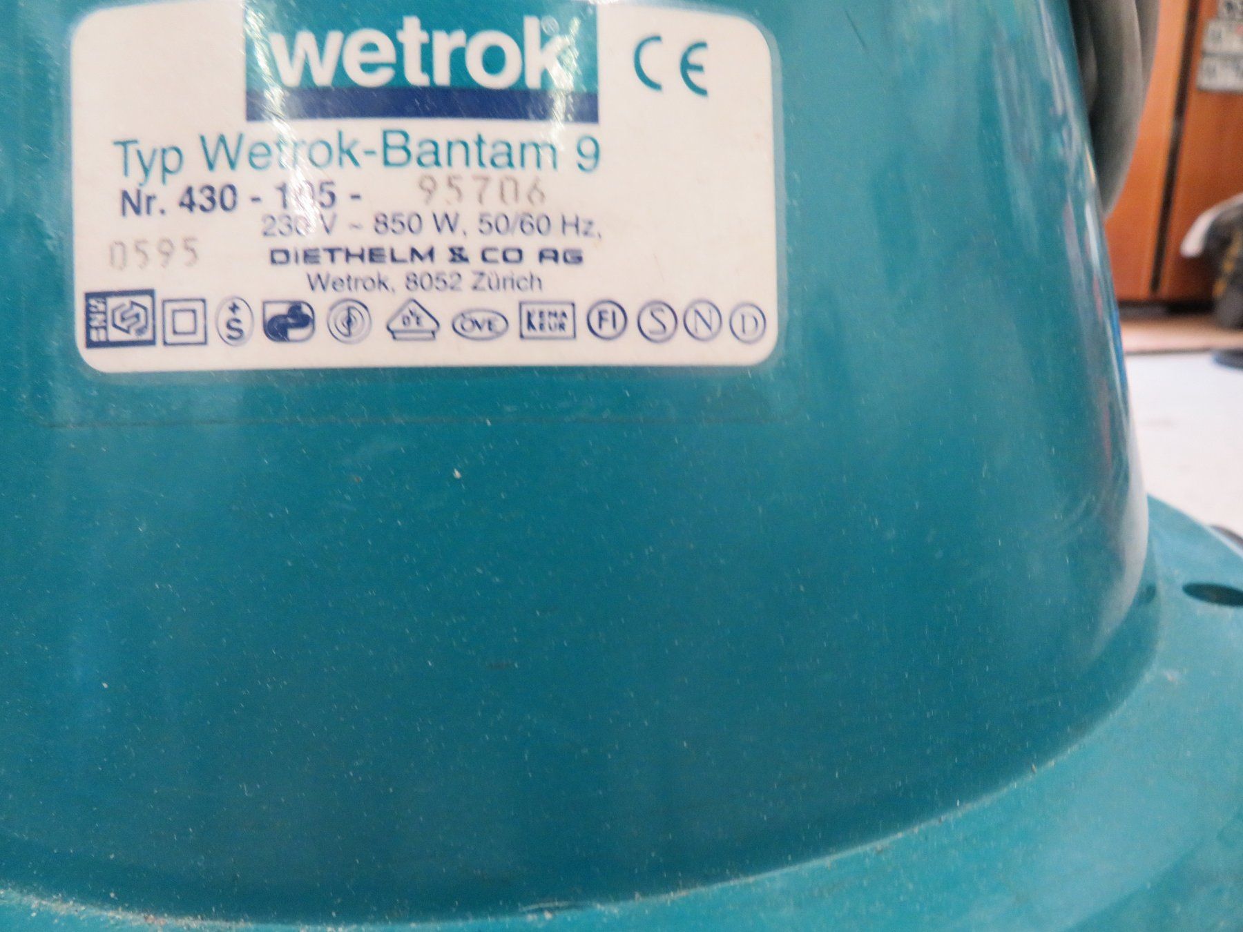 Wetrok Aspirateurs & Accessoires: Wetrok Bantam 9 Industriestaubsauger – D'occasion à Wolfhausen par GSRicky 3