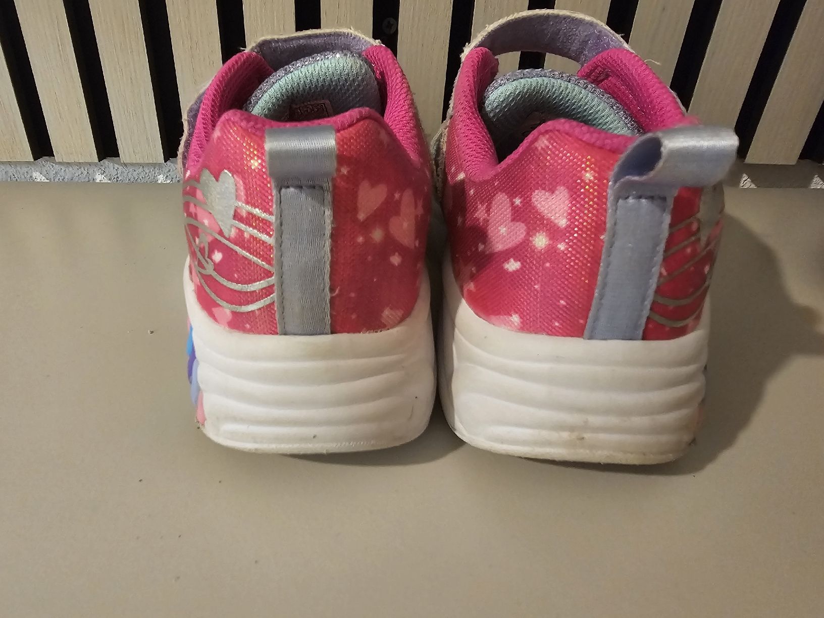 Skechers Scarpe per ragazze: Skechers Einhorn Sneaker 31 – Usato da Buch am Irchel venduto da Potzblitz2 2