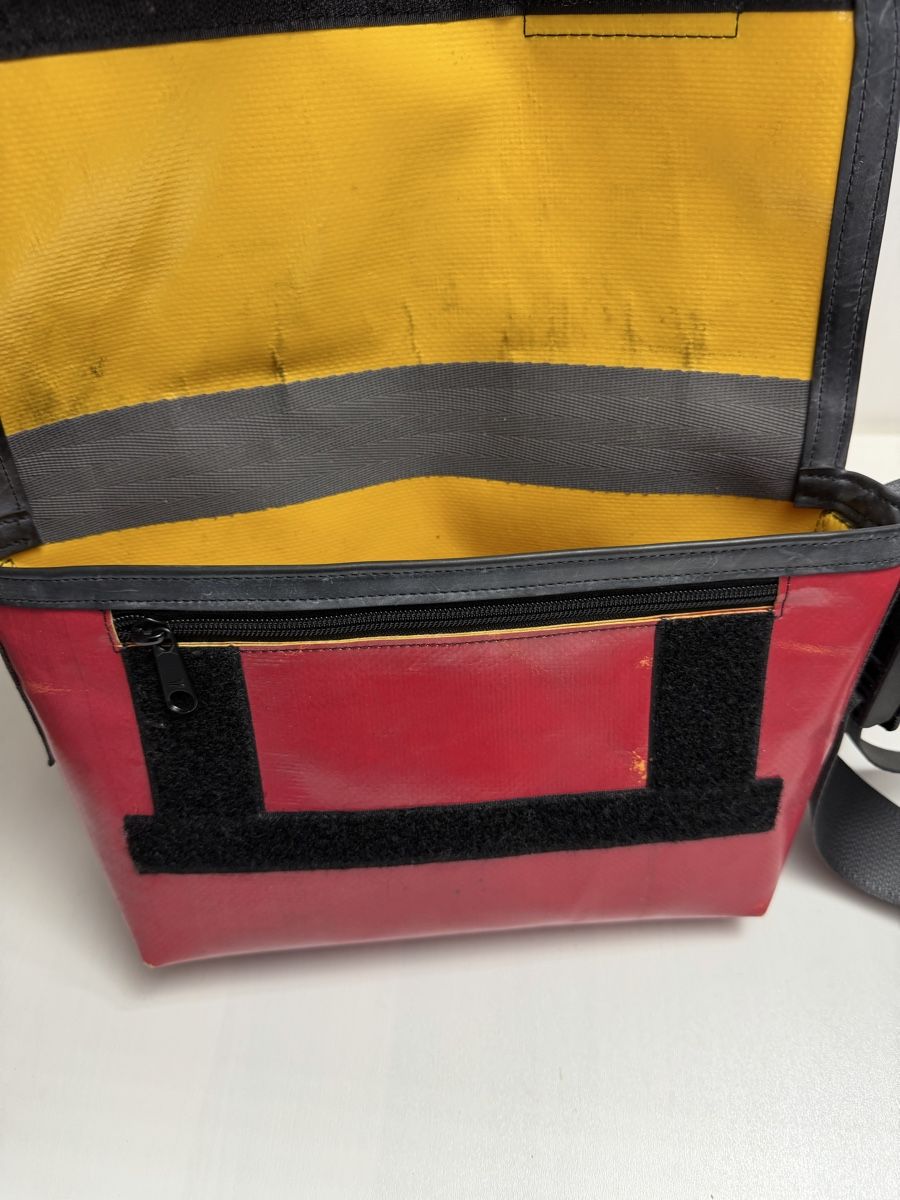 Freitag Taschen: FREITAG F41 HAWAII FIVE-0 – Gebraucht aus Brügg BE von Goob 3