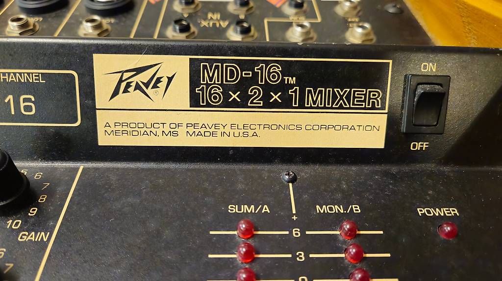 Mischpulte: PEAVEY Mixer MD-16, Analog, 1984 – Gebraucht aus Rorschach von Crossfire34343 1